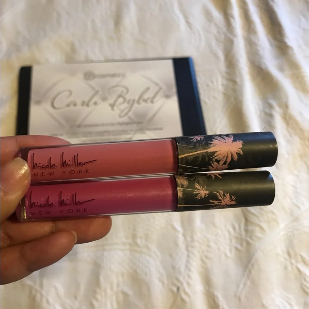 Makeup Bundle - Picture 3 of 3